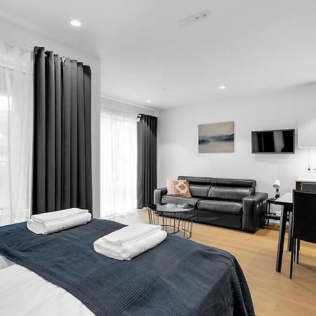 Modern Studio Apartment - Amazing Location Reykjavik Bagian luar foto