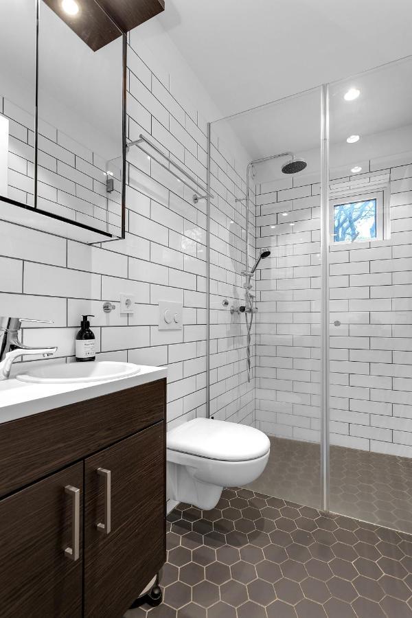 Modern Studio Apartment - Amazing Location Reykjavik Bagian luar foto