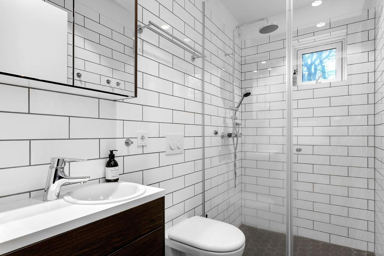 Modern Studio Apartment - Amazing Location Reykjavik Bagian luar foto