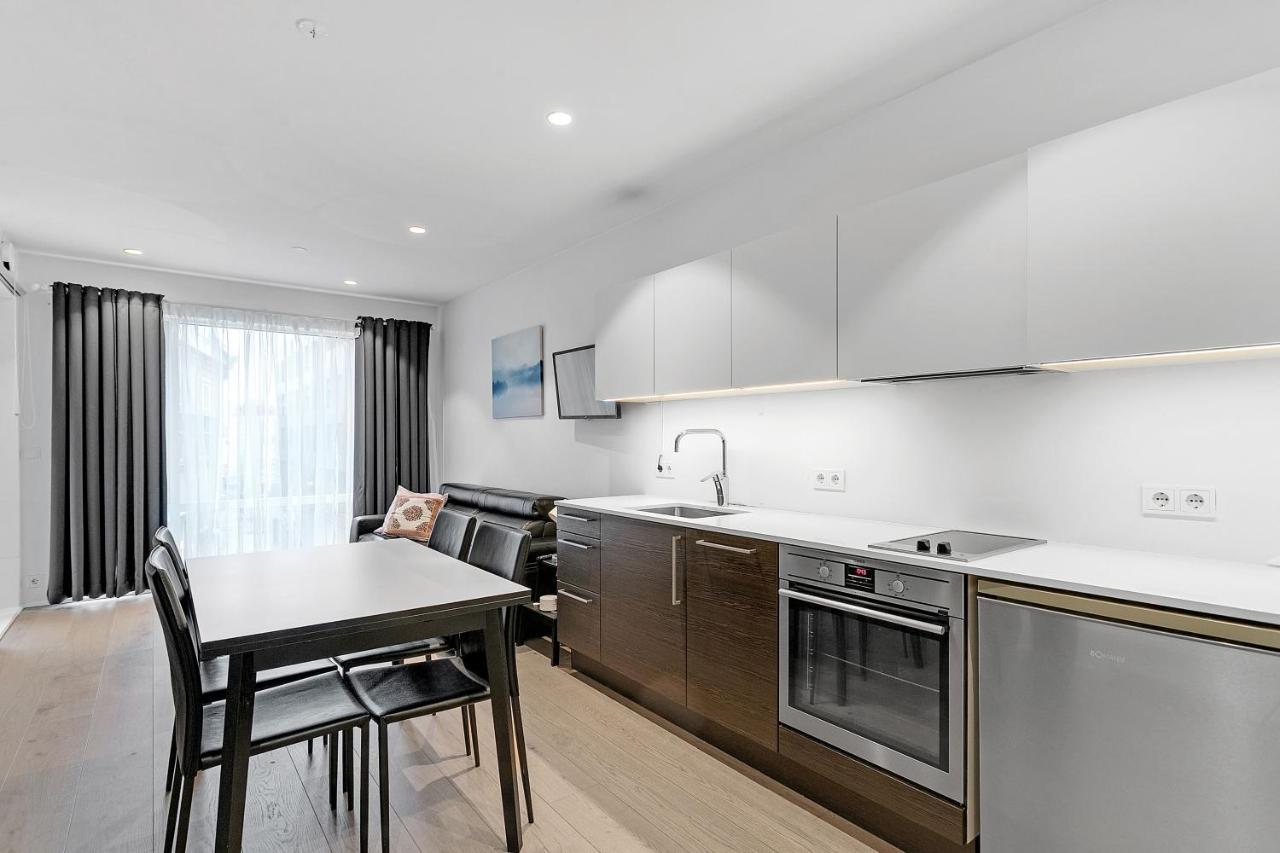 Modern Studio Apartment - Amazing Location Reykjavik Bagian luar foto
